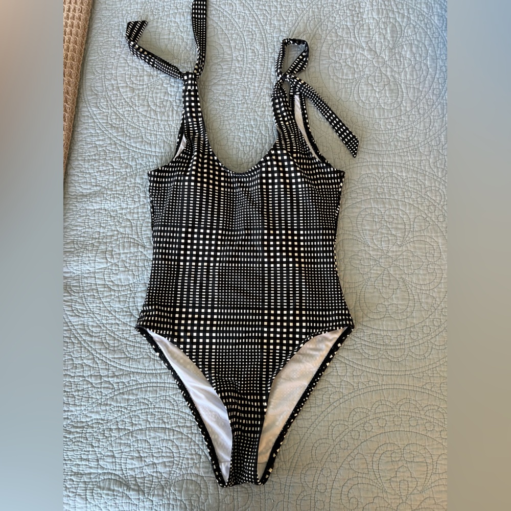 Black & white gingham pattern bathing suit